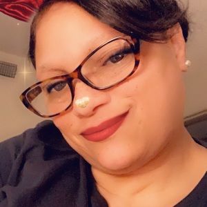 Meet your Posher, Hermanise